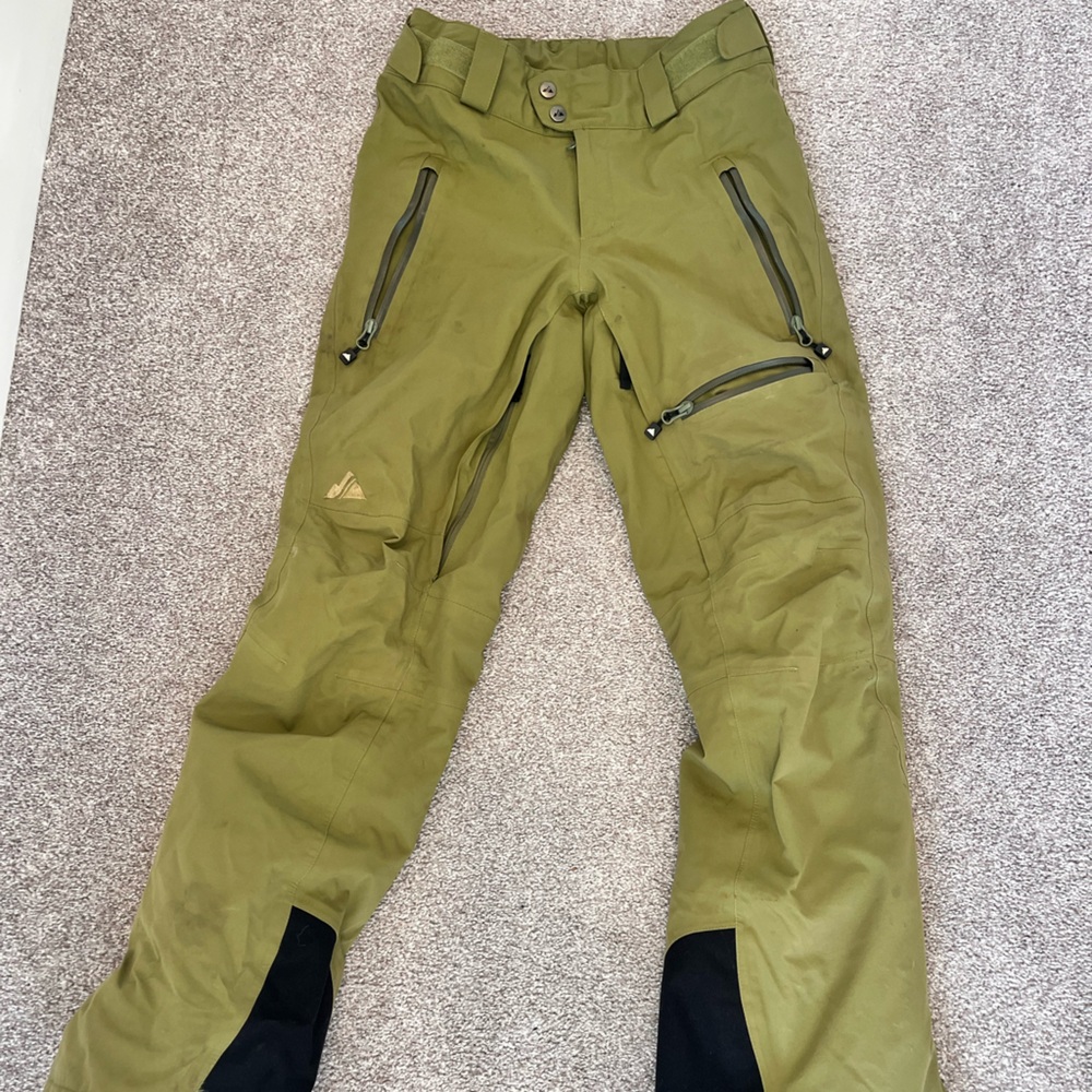 Snowboard pants
